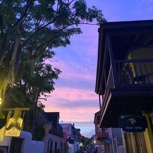 Meet your Posher, Katelyn